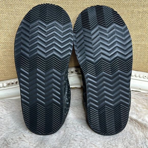 SOREL | Sorel Go - Bodega Run, Black & Gray, NIB Size 6 - Picture 6 of 16